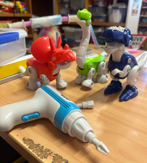 Dinosaur Drill Set