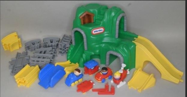 Cast And Count Vintage Fishing Set Game - Little Tikes - Derbyshire Toy  Libraries